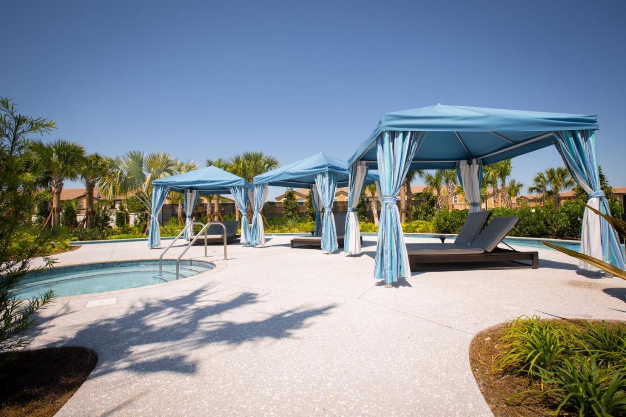 5-Bedroom Home With Private Pool -15 Mins From Disney- オーランド エクステリア 写真