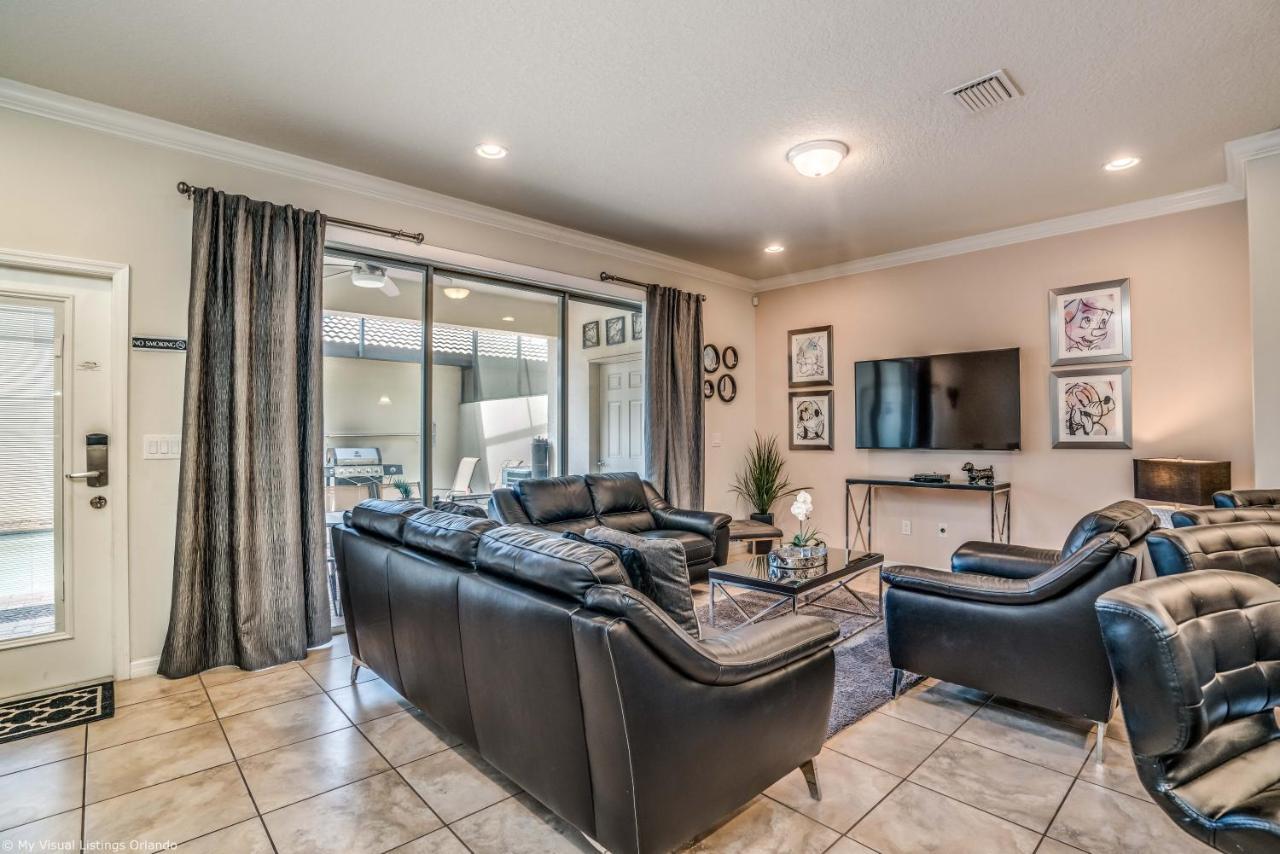 5-Bedroom Home With Private Pool -15 Mins From Disney- オーランド エクステリア 写真