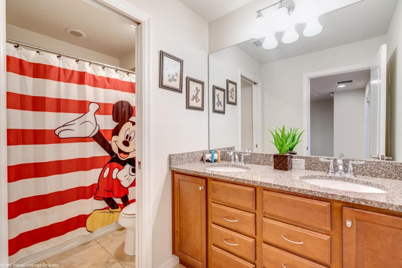 5-Bedroom Home With Private Pool -15 Mins From Disney- オーランド エクステリア 写真